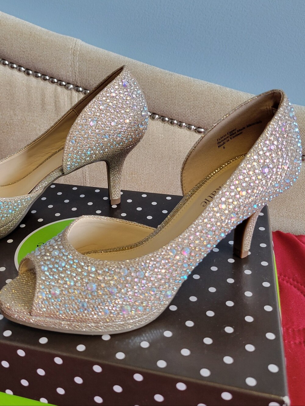 Kelly & Katie Champagne Glitter Peep-Toe Heels Rhinestones Size 6